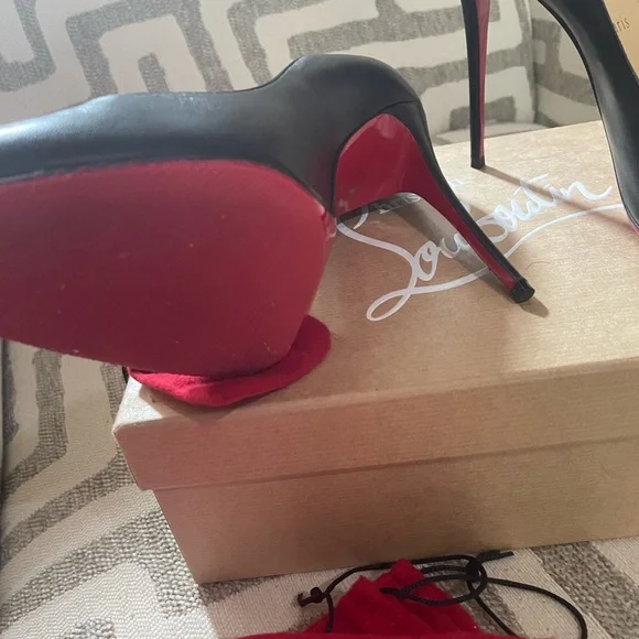 Christian Louboutin Black Kate 100 Nappa Shiny Heels